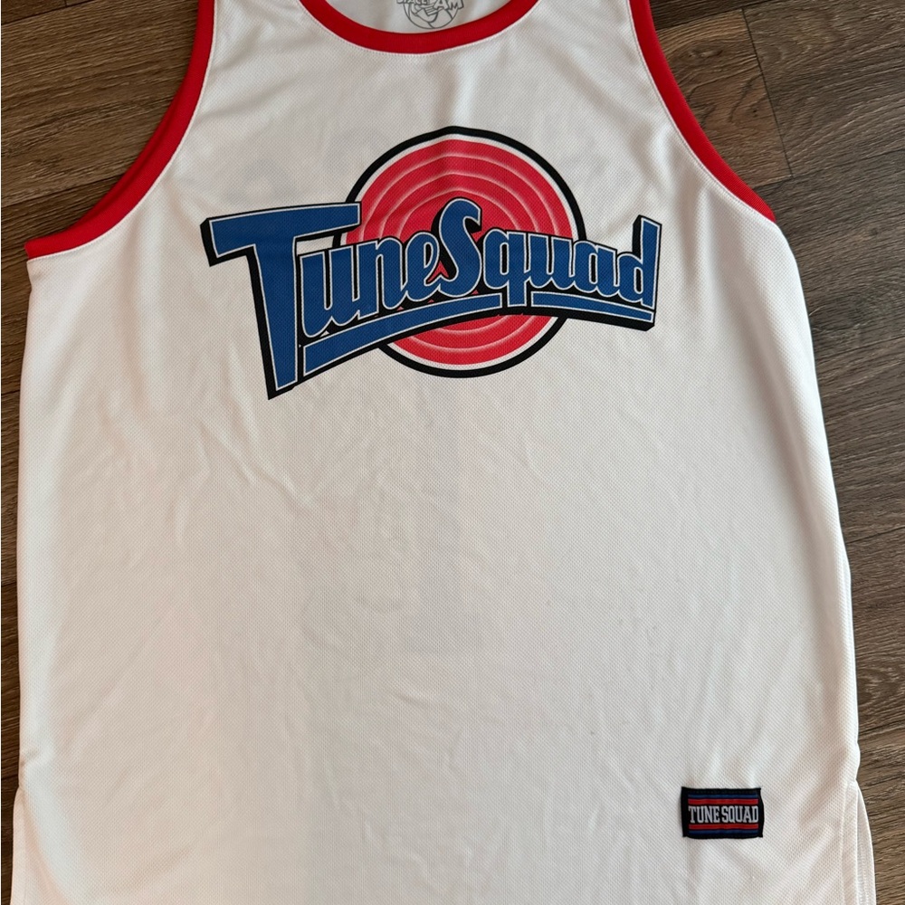 Space Jam Tune Squad Bugs Bunny Jersey - men’s large